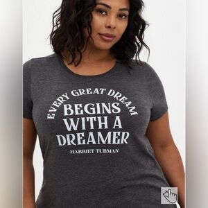 Torrid Grey Every Great Dream Begins With A Dreamer Tee Size 2